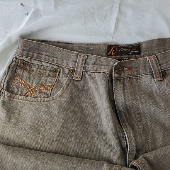 Knockout jeans light brown, relaxed fit, flap back pockets sz40x32 - Picture 2 of 3